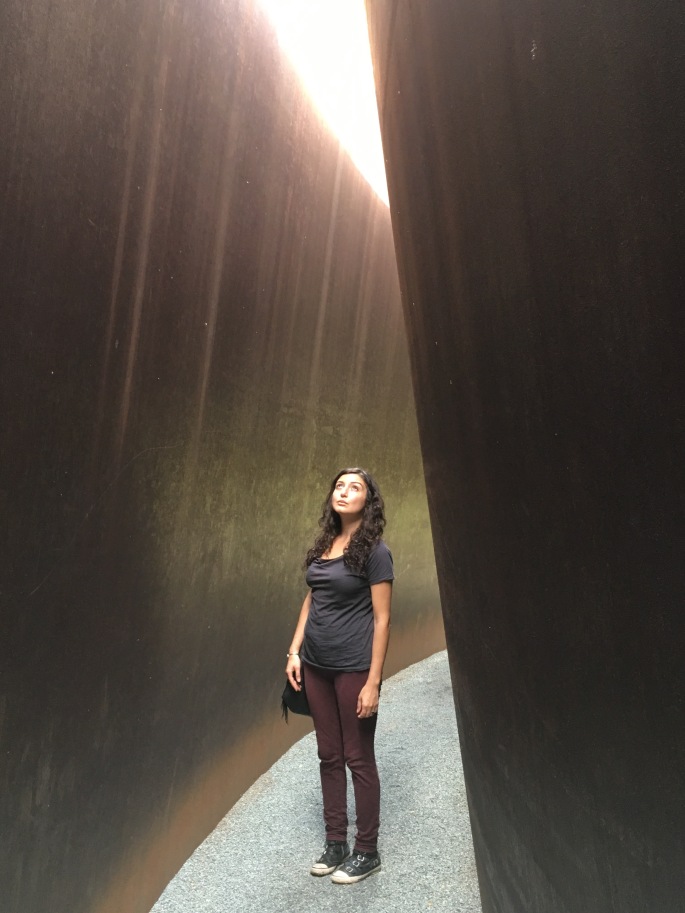 Y standing in "My Curves Are Not Mad", Richard Serra, 1987 at the Nasher Sculpture Center in Dallas